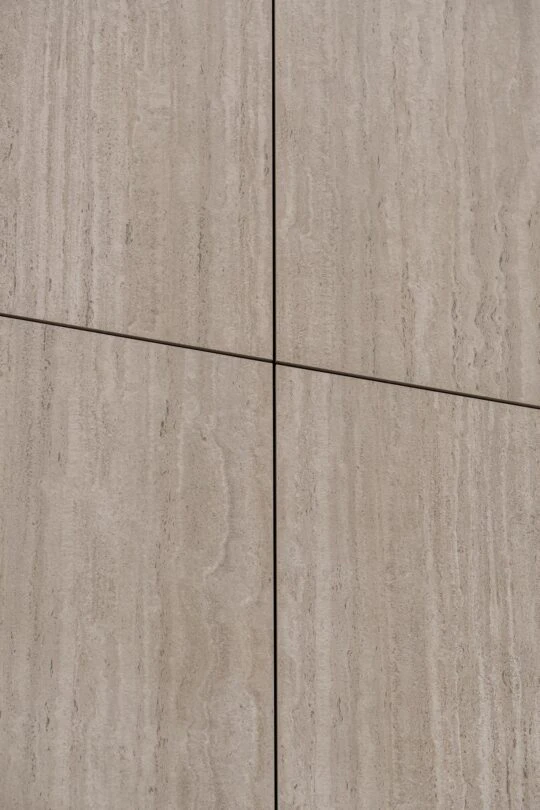 Pilar Shoots - Meeuwenbank HR-11 Pilar Shoots - Meeuwenbank HR-11