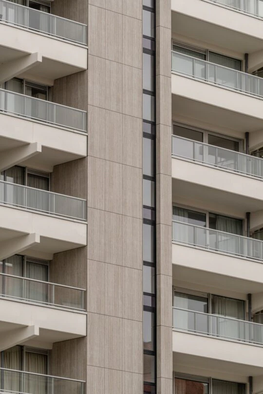 Pilar Shoots - Meeuwenbank HR-16 Pilar Shoots - Meeuwenbank HR-16