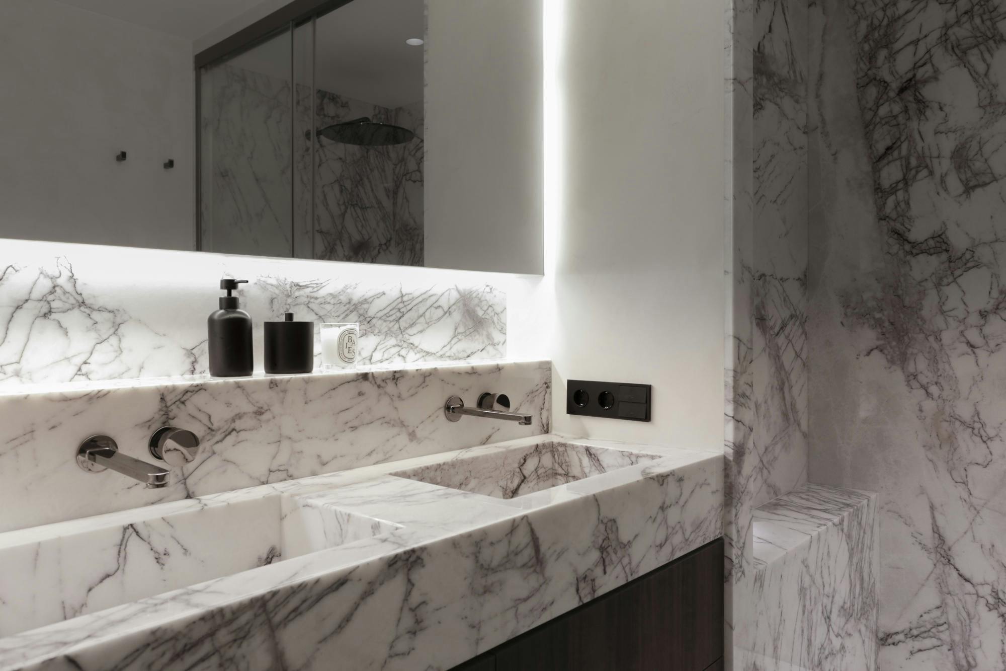 An Italian bathroom with a unified Cosentino aesthetic - Cosentino, image size:2000x1333