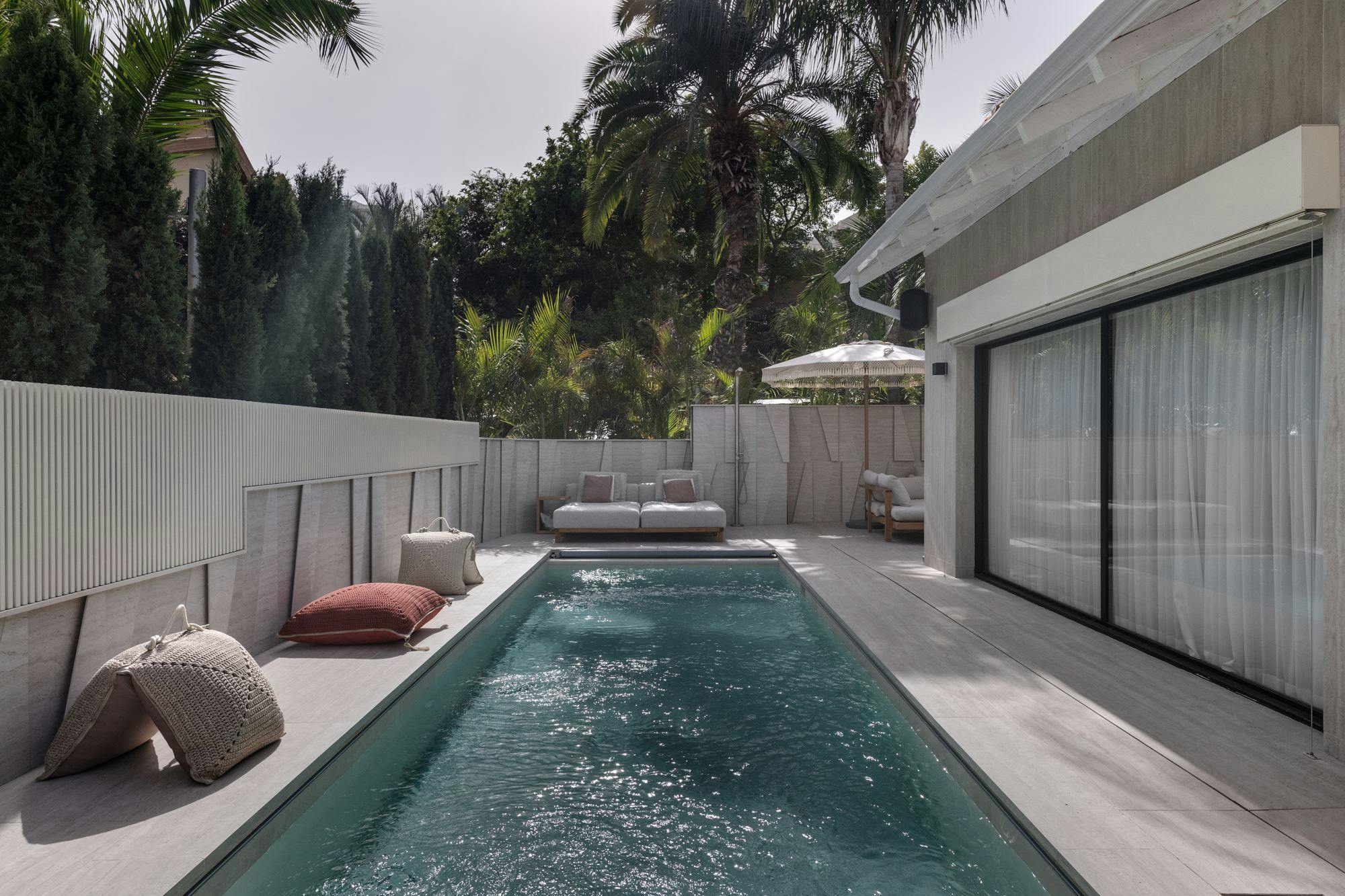 layers-of-art-1 Image 66 of layers of art 1.jpg?auto=format%2Ccompress&ixlib=php 3.3 in Outdoor - Cosentino